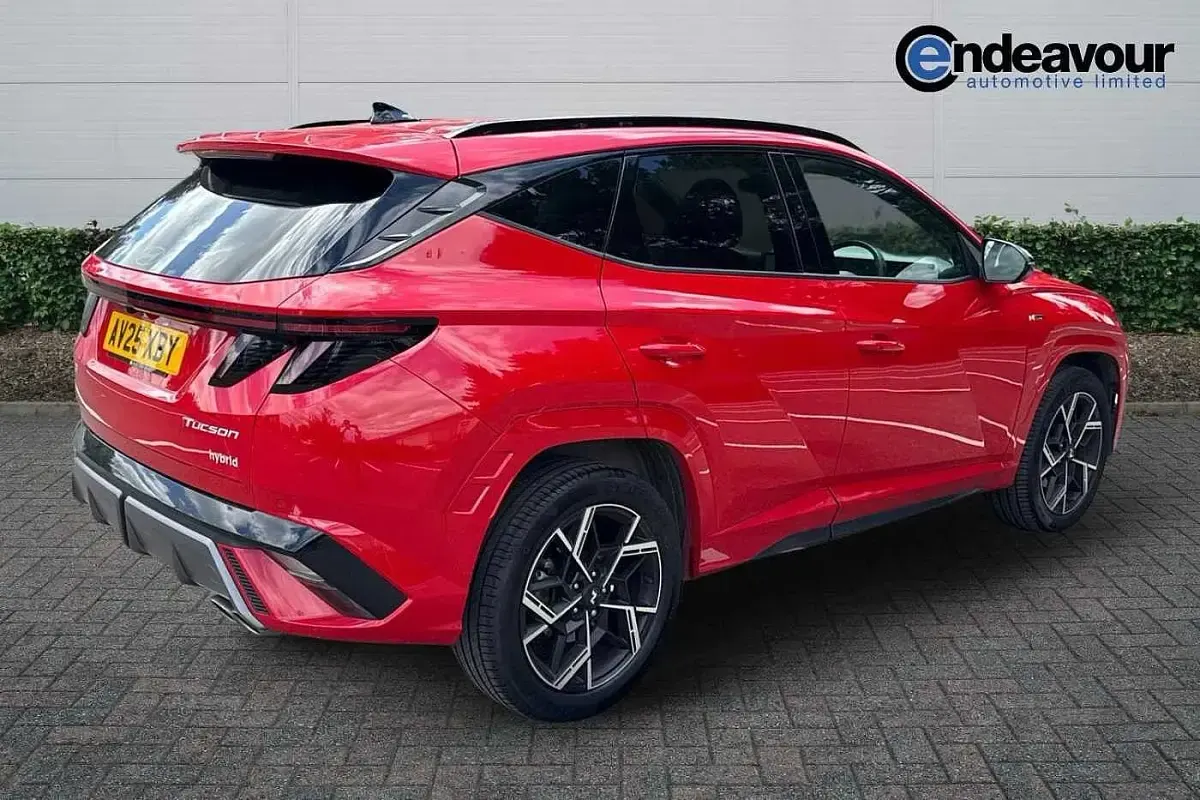 Used Hyundai Tucson N Line 215 HP (158 kW) 2025 Red SUV