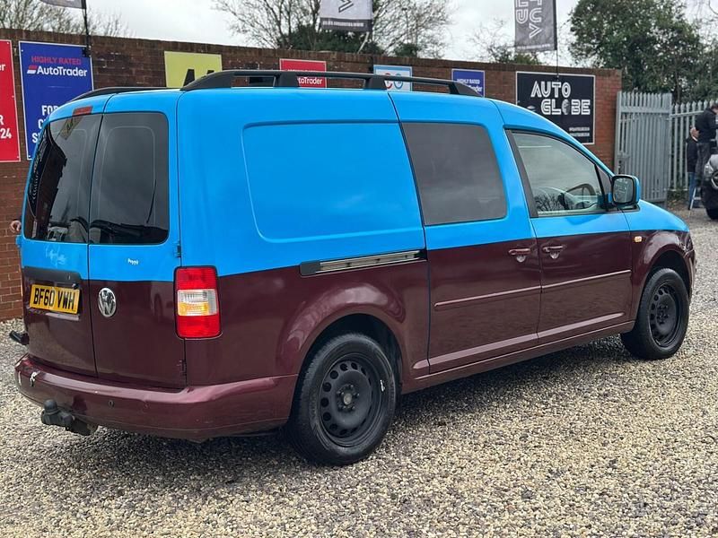 Used VW Caddy Maxi 104 HP (76 kW) 2010 Blue MPV