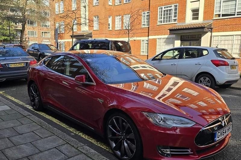 Used 2015 Tesla Model S Hatchback | £14,999 - Image 1/1