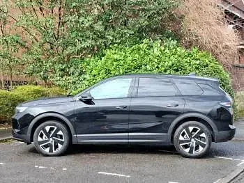 New Vauxhall Grandland X Design Edition 145 HP (106 kW) 2026 Black SUV