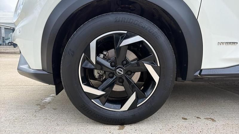 Used Nissan Juke N-Connecta 143 HP (105 kW) 2023 White SUV