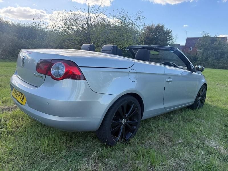 Used VW Eos Sportline 140 HP (102 kW) 2010 Silver Cabriolet