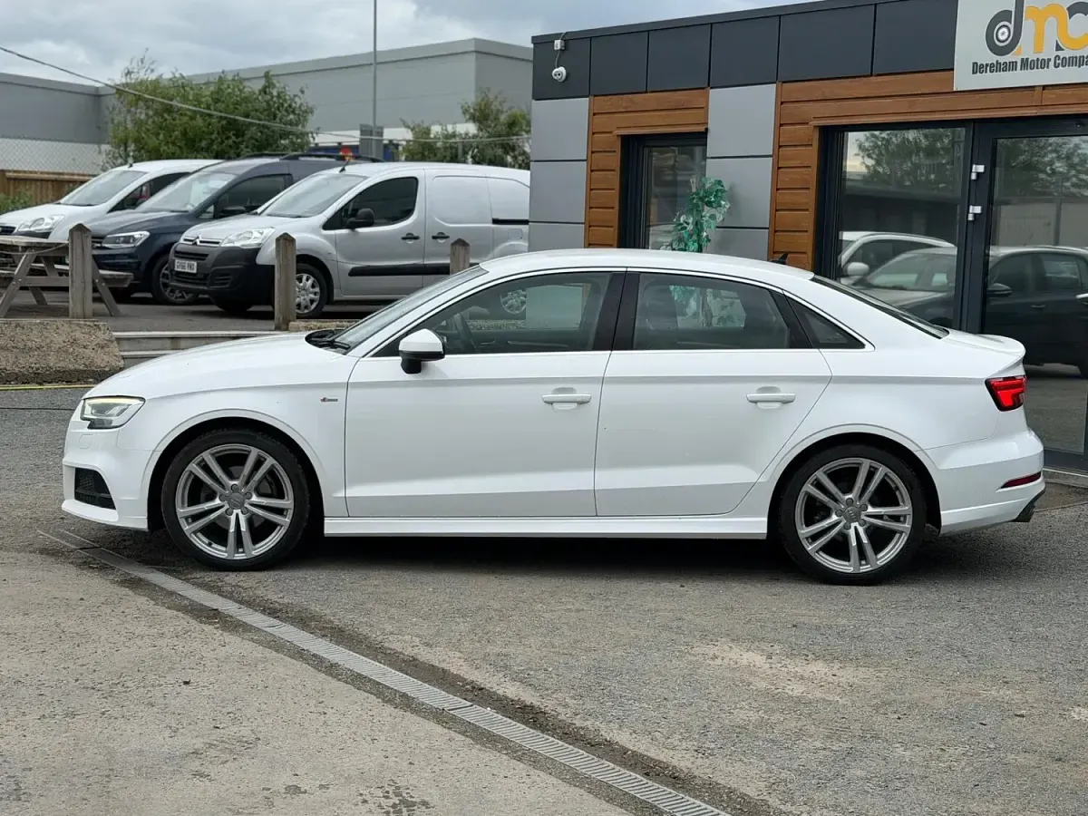 Used Audi A3 S-Line 150 HP (110 kW) 2019 White Sedan
