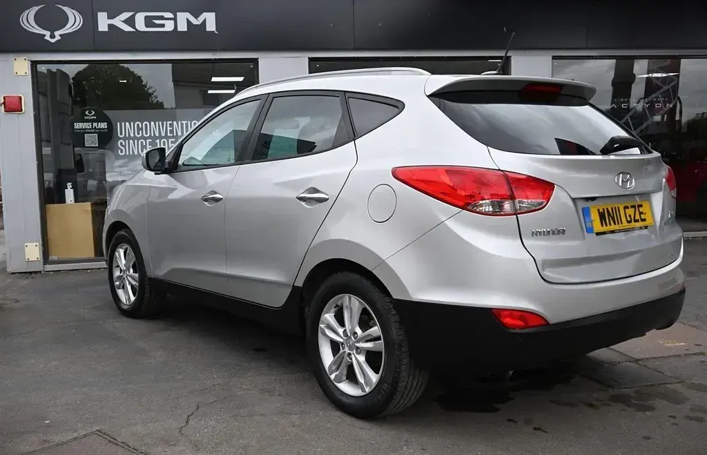 Used Hyundai ix35 Premium 115 HP (84 kW) 2011 Silver SUV
