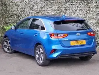 Used Kia Ceed 138 HP (101 kW) 2018 Blue Hatchback