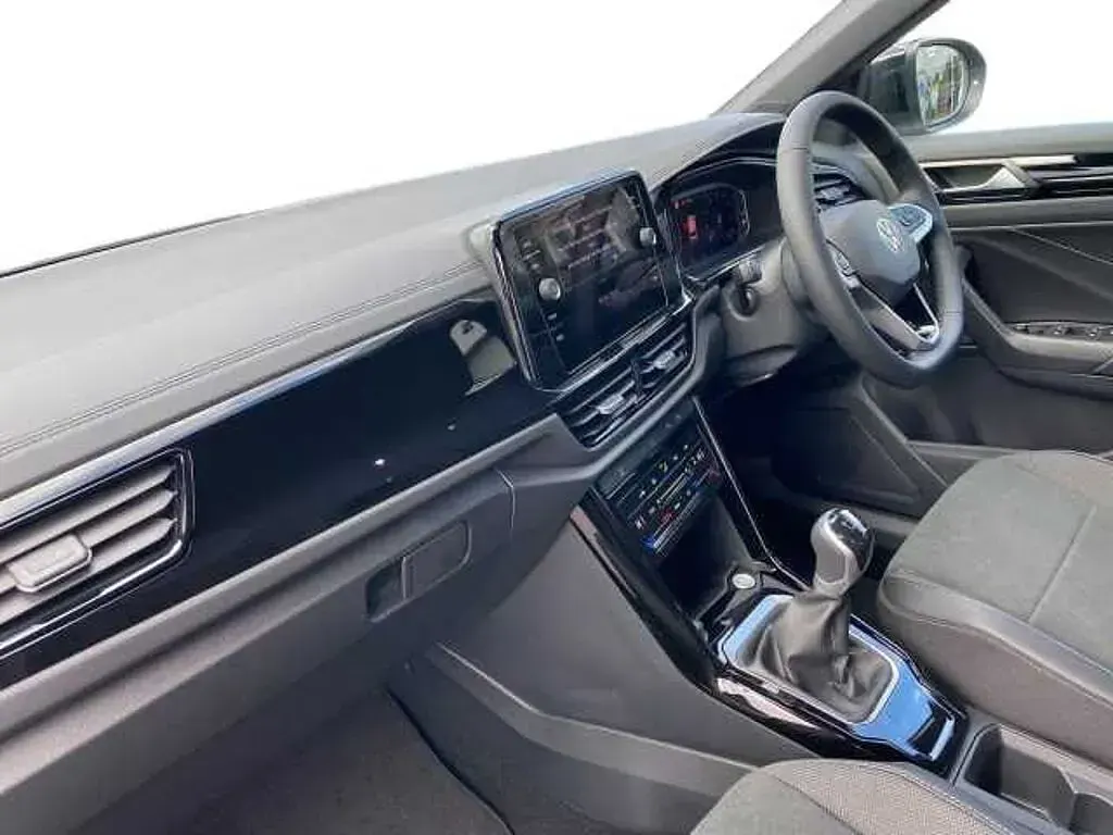 New VW T-Roc Design 115 HP (84 kW) 2026 Silver SUV
