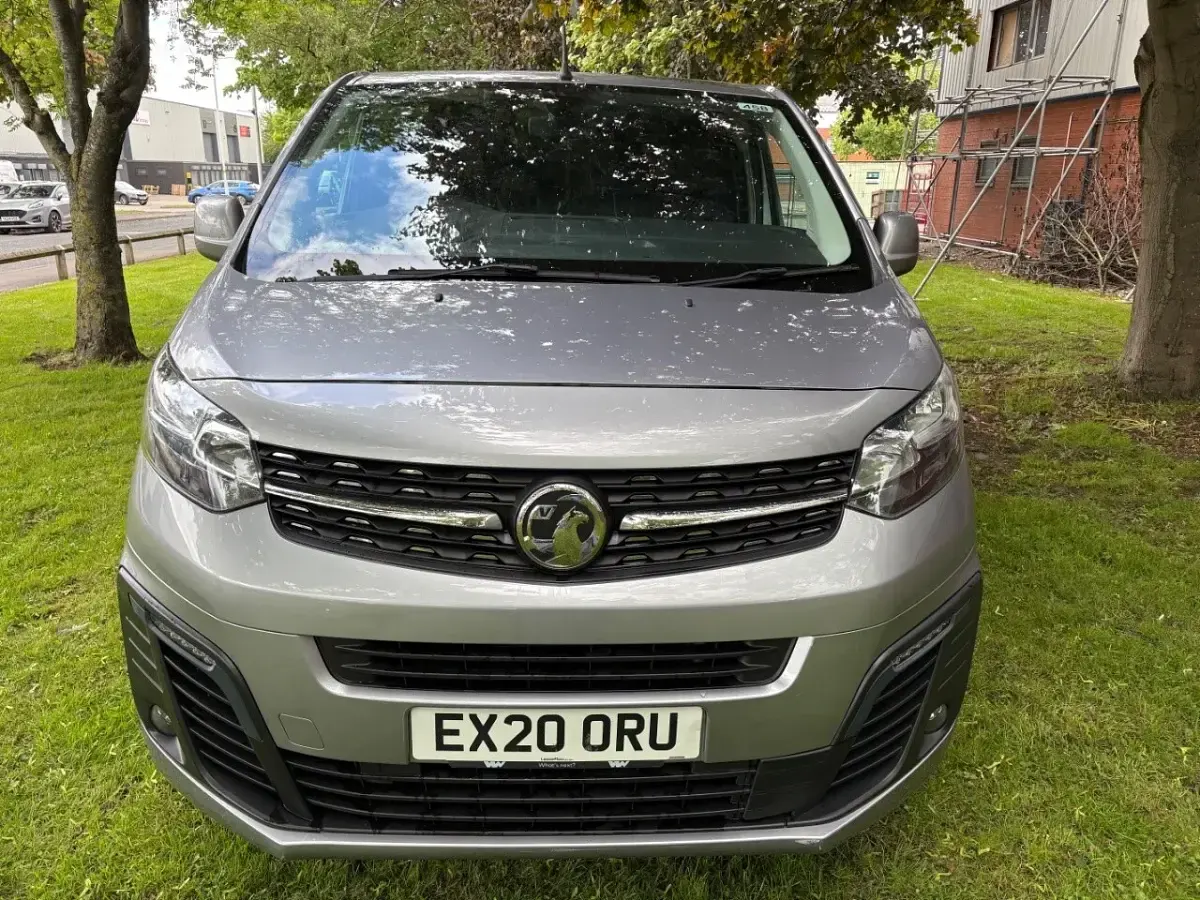 Used Vauxhall Vivaro Sportive 100 HP (73 kW) 2020 Grey MPV