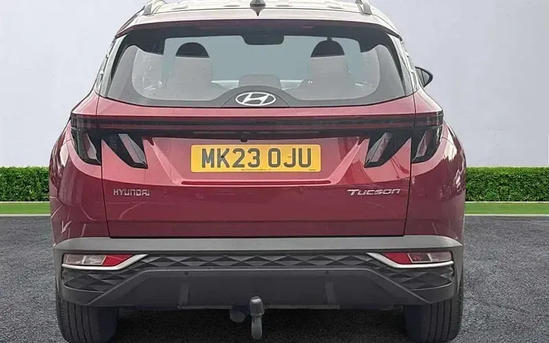 Used Hyundai Tucson SE 150 HP (110 kW) 2023 Red SUV