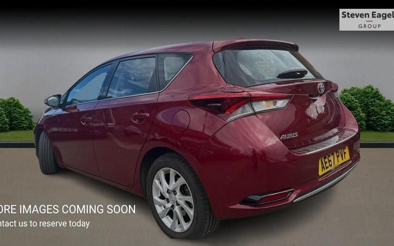 Used Toyota Auris Business Edition 116 HP (85 kW) 2017 Hatchback