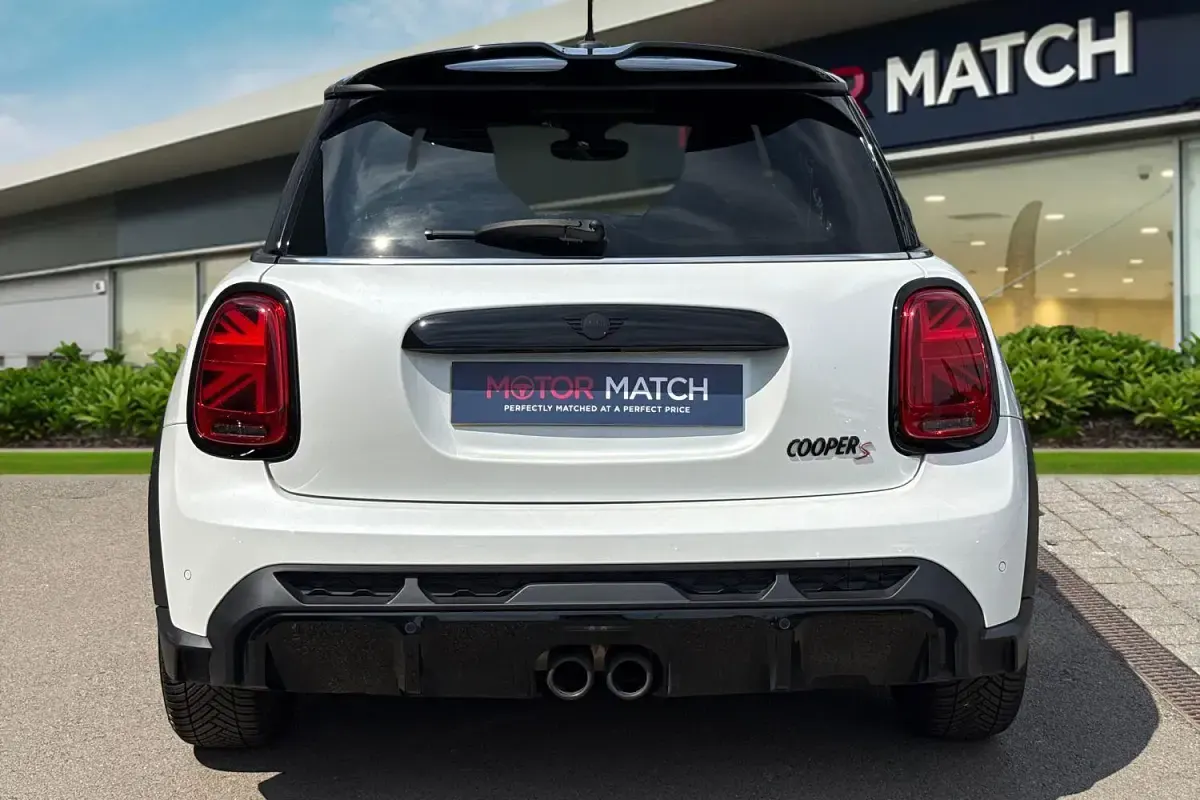 Used Mini Cooper S Hatch 2024 White Hatchback