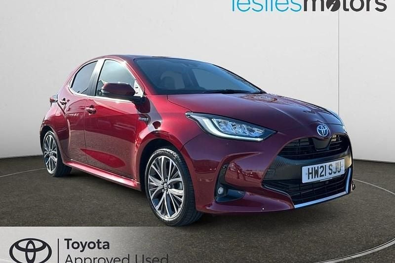 Used Toyota Yaris Hybrid 2021