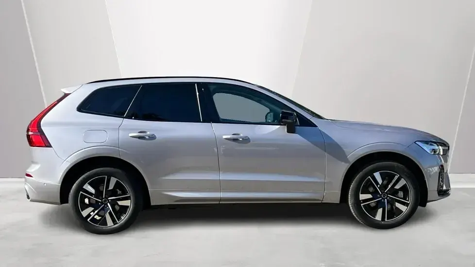 Used Volvo XC60 Plus 2025 Silver SUV