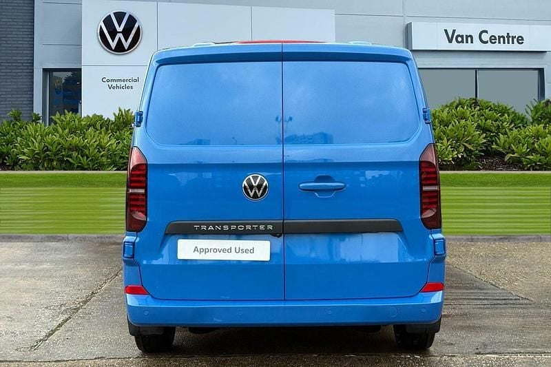 Novo VW Transporter Pro 2026 Azul Van