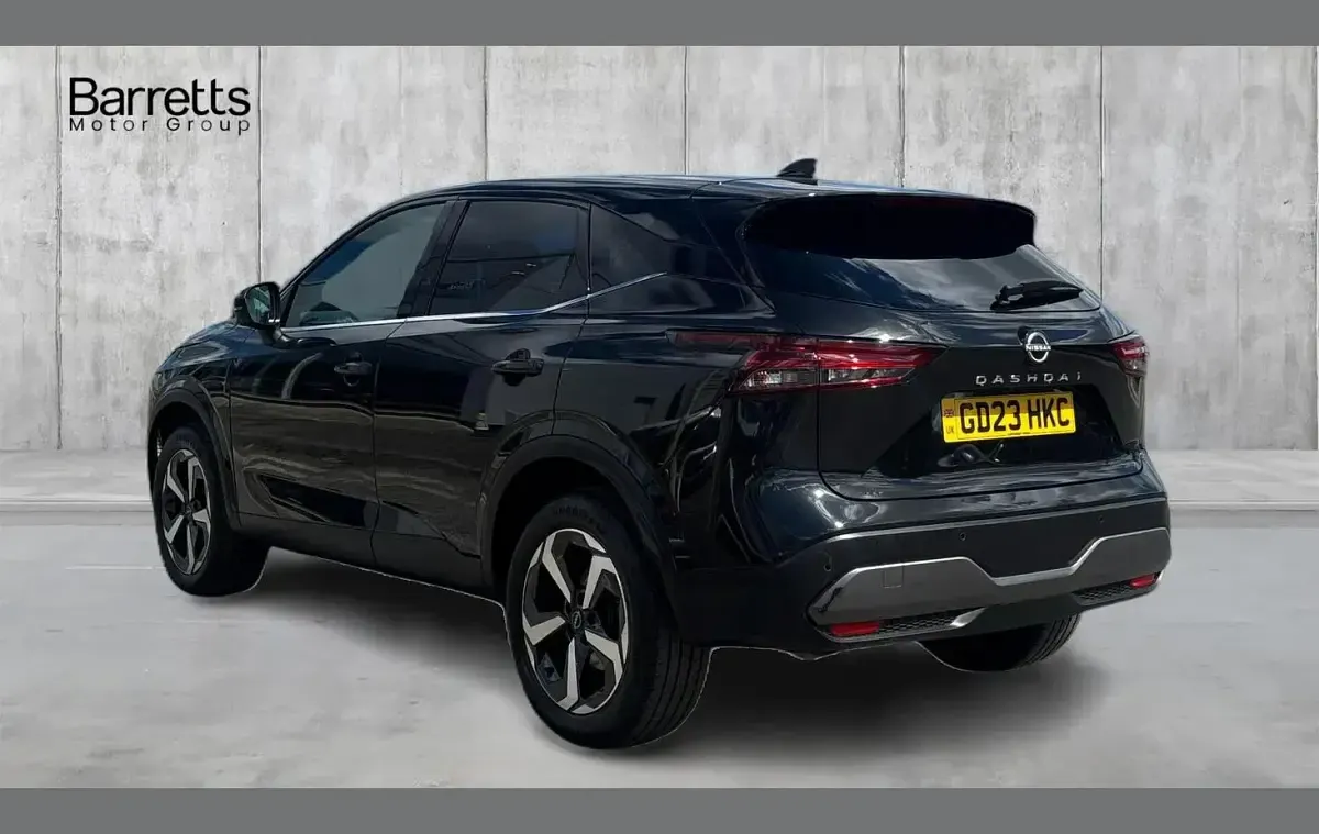 Used Nissan Qashqai N-Connecta 138 HP (101 kW) 2023 Black SUV