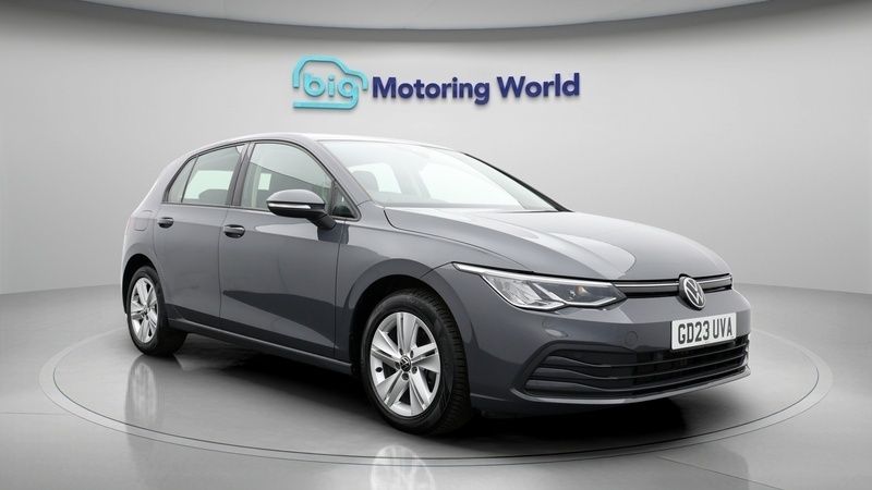 Used 2023 VW Golf VIII S | £17,400 (Super price) - Image 1/4