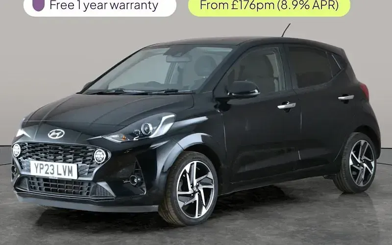 Used Hyundai i10 Premium 67 HP (49 kW) 2023 Hatchback