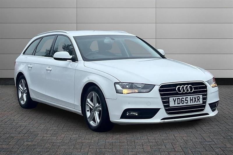 Used Audi A4 Advanced 163 HP (119 kW) 2015 Ibis white Estate