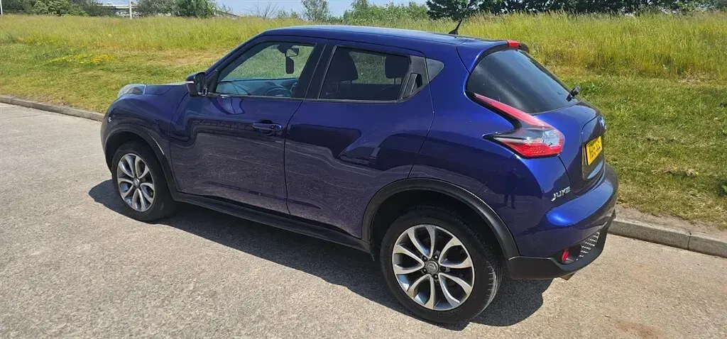 Used Nissan Juke Tekna 2015 Metallic ink blue SUV