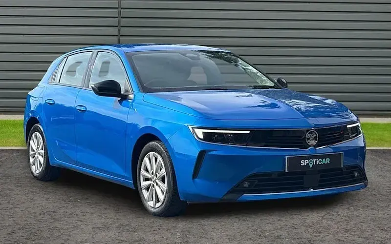 Used Vauxhall Astra Design Edition 110 HP (80 kW) 2025 Hatchback