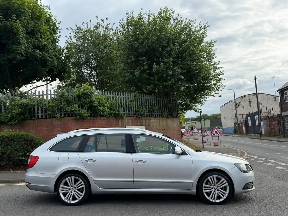 Used Skoda Superb Elegance 2014 Silver Estate