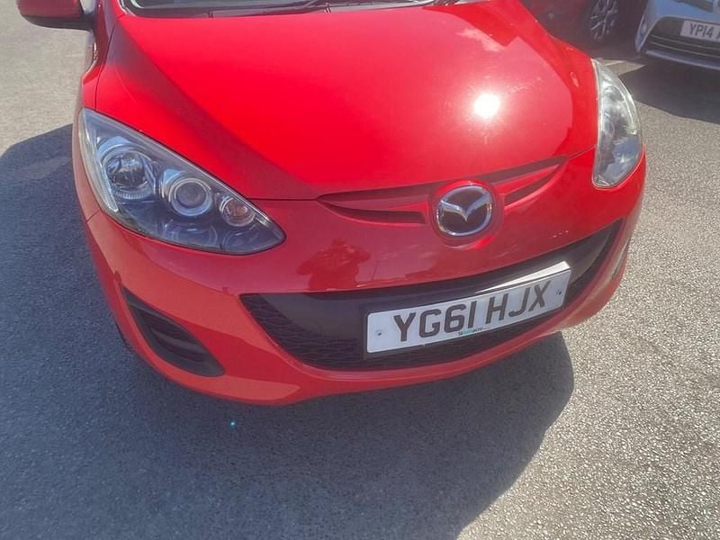 Usado Mazda 2 2011 Vermelho Citadino