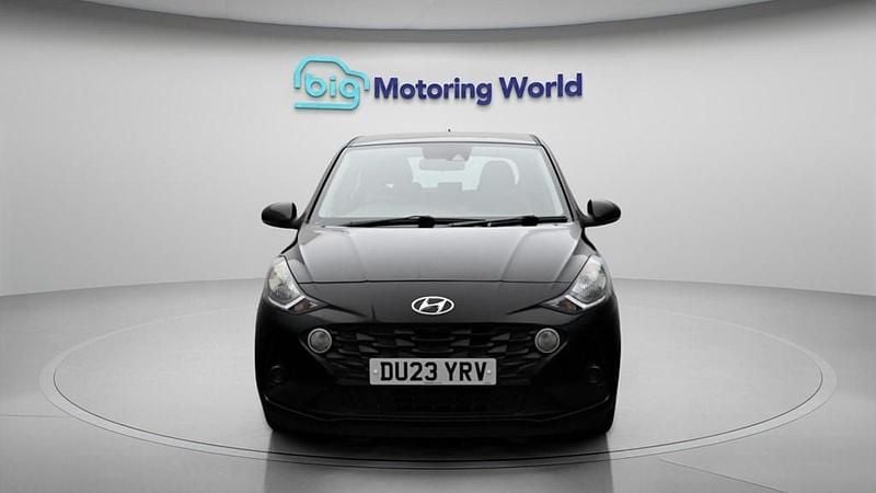 Usado Hyundai i10 SE 67 HP (49 kW) 2023 Preto Citadino