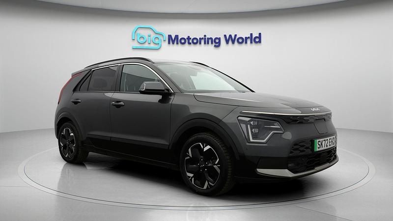 Used 2022 Kia e-Niro SUV | £17,100 (Fair price) - Image 1/4