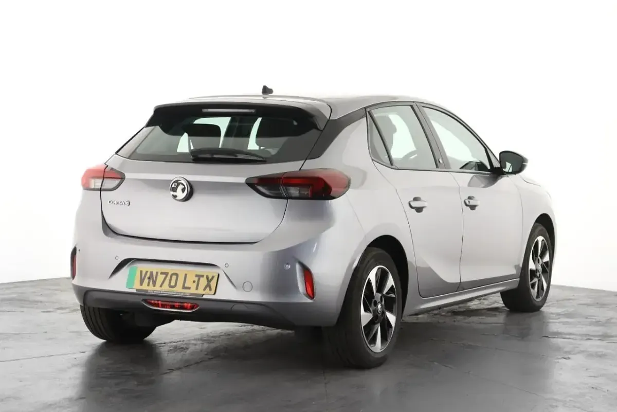 Second-hand Vauxhall Corsa-e 98 kW (134 CP) 2020 Gri Hatchback