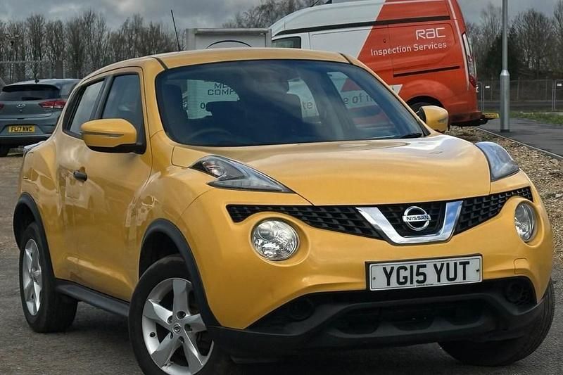 Used Nissan Juke Visia 94 HP (69 kW) 2015 Yellow SUV