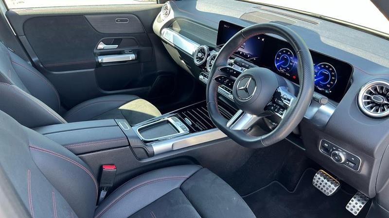 Usado Mercedes EQB250+ AMG Line Premium 139 kW (190 HP) 2024 Branco SUV