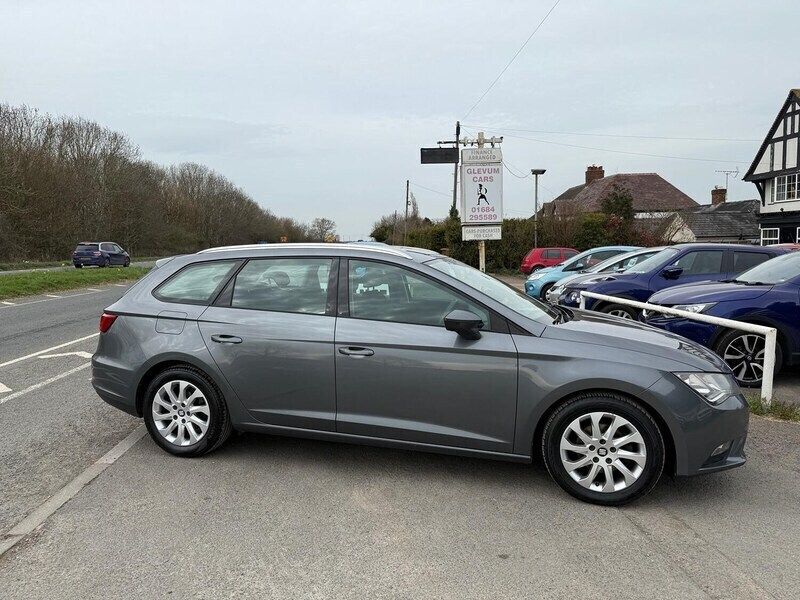 Grey Used 2015 Seat Leon SE Estate | £6,995 (Fair price) - Image 1/4