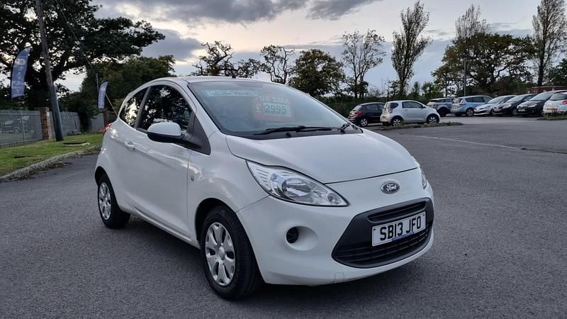 White Used 2013 Ford Ka Hatchback | £3,000 (Fair price) - Image 1/4