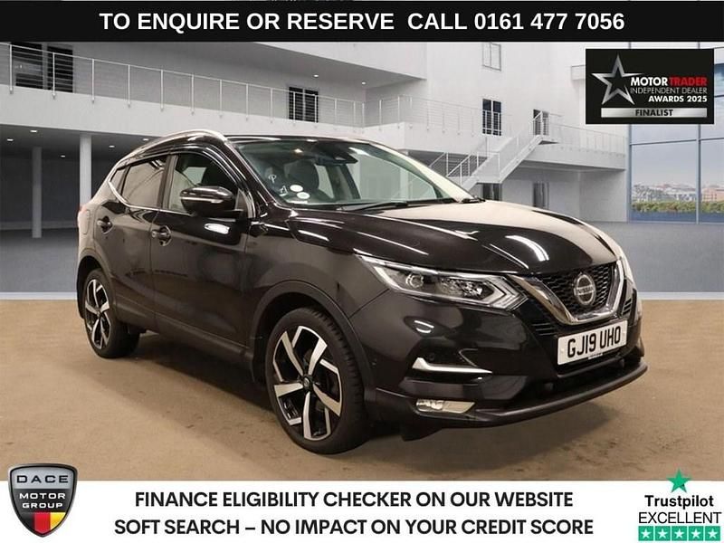 Black Used 2019 Nissan Qashqai S SUV | £12,940 (Good price) - Image 1/3