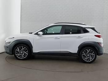 Second-hand Hyundai Kona Premium 141 CP (103 kW) 2023 Alb SUV