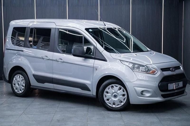 Silver Used 2014 Ford Tourneo Connect Zetec MPV | £7,991 (Fair price) - Image 1/1