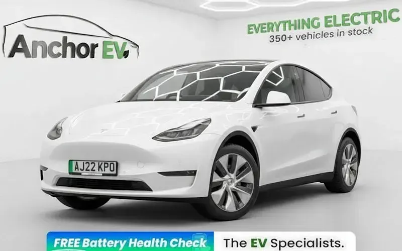 Usado Tesla Model Y Long Range AWD 286 kW (389 HP) 2025 SUV