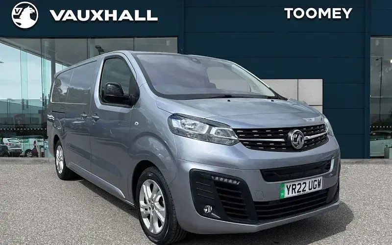 Usado Vauxhall Vivaro Elite 100 kW (136 HP) 2022 Monovolume