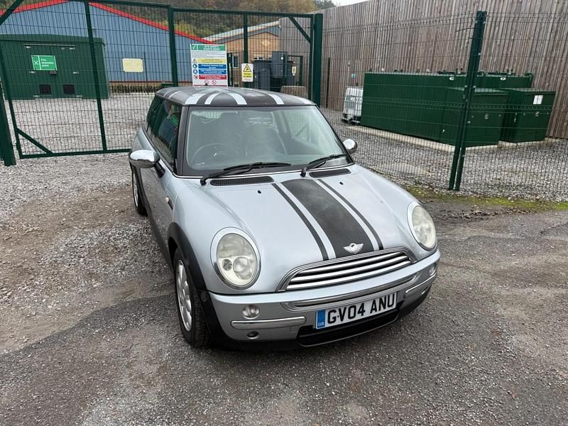 Silver Used 2004 Mini One D Hatch Hatchback | £1,495 - Image 1/4