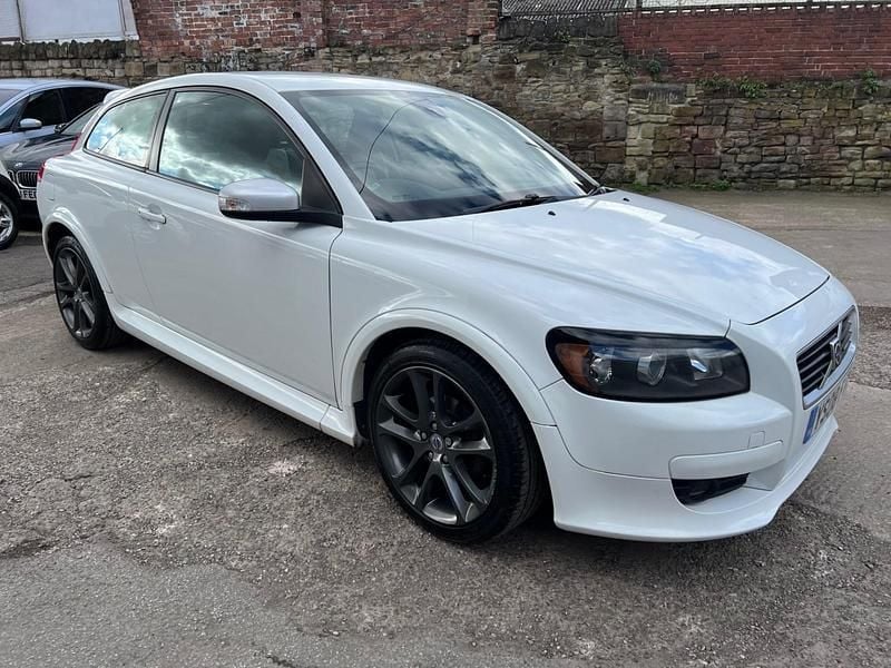 White Used 2008 Volvo C30 SE Hatchback | £1,795 (Fair price) - Image 1/4