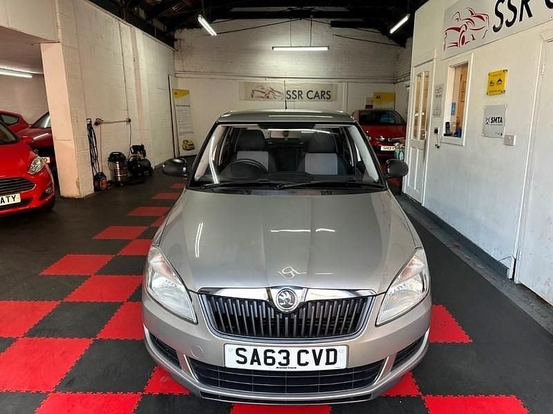 Used Skoda Fabia 60 HP (44 kW) 2013 Beige Hatchback