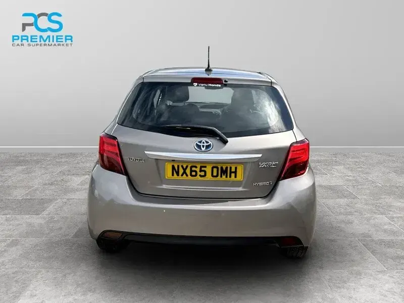 Used Toyota Yaris Hybrid 2015 Bronze Hatchback