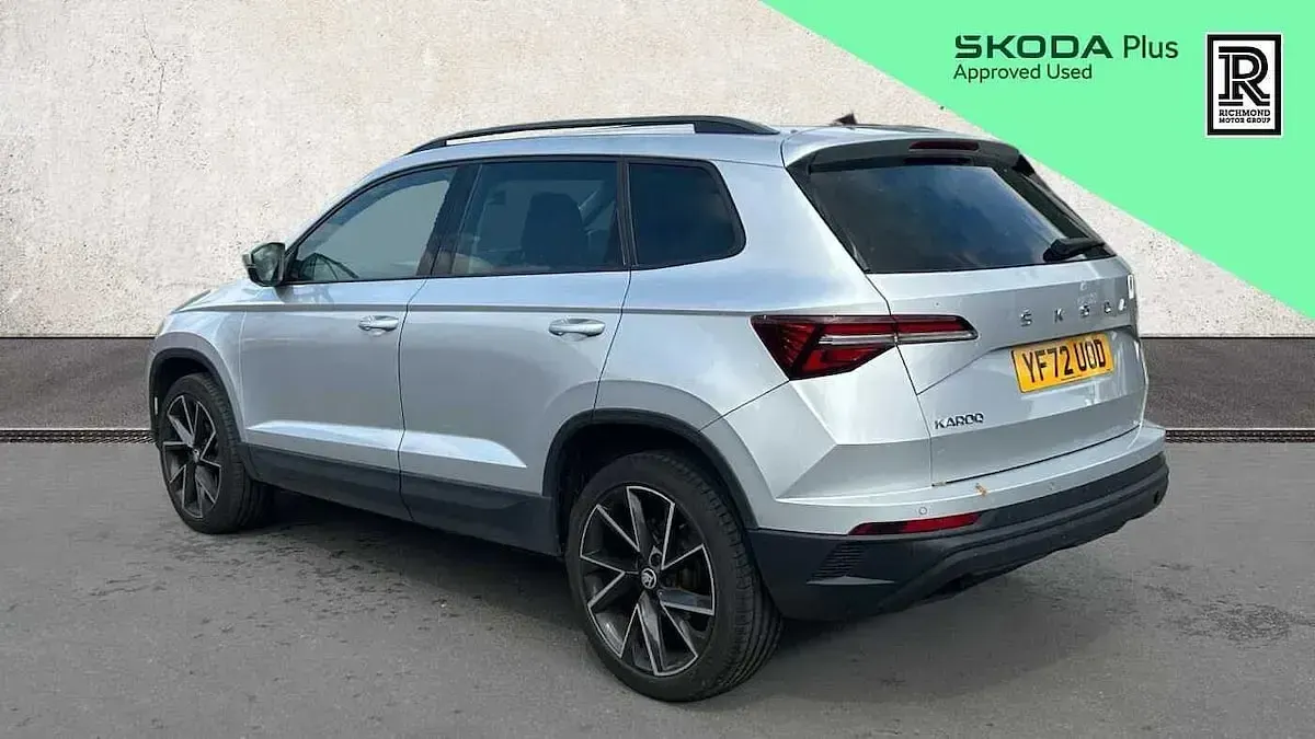 Gebraucht Skoda Karoq SE Drive 150 PS (110 kW) 2023 Silber SUV