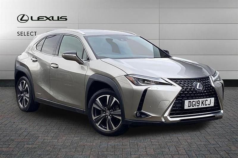 Used Lexus UX 250h 184 HP (135 kW) 2019 Silver SUV