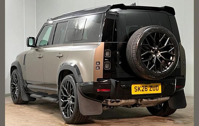 Used Land Rover Defender HSE Dynamic 344 HP (253 kW) 2026 Brown SUV