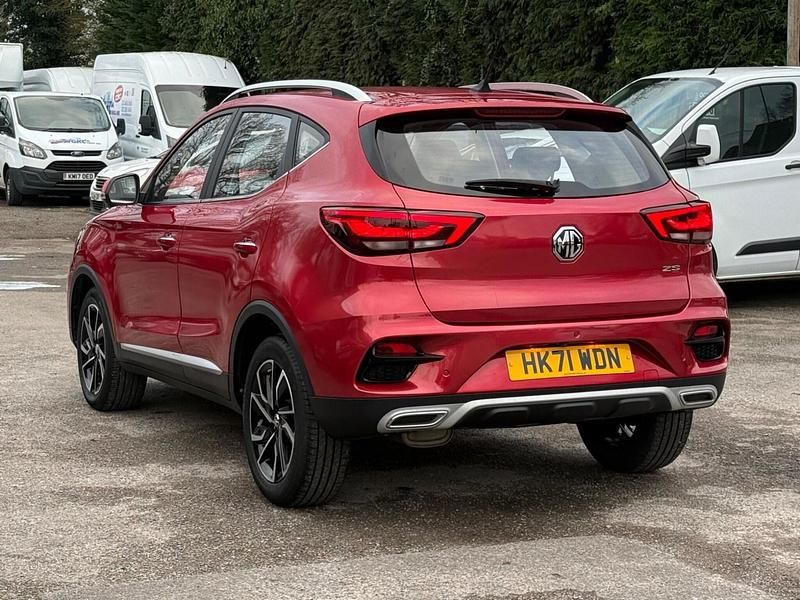 Used MG ZS Exclusive 106 HP (77 kW) 2021 Red SUV