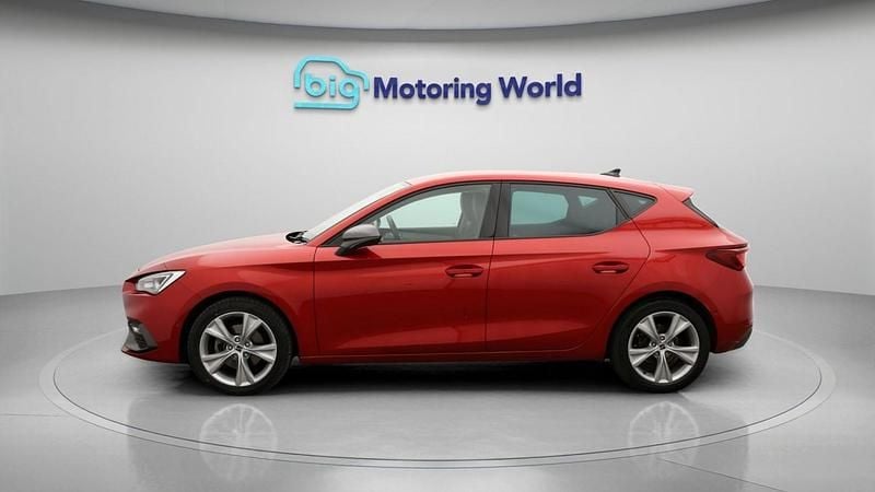 Used Seat Leon FR 129 HP (94 kW) 2021 Red Hatchback