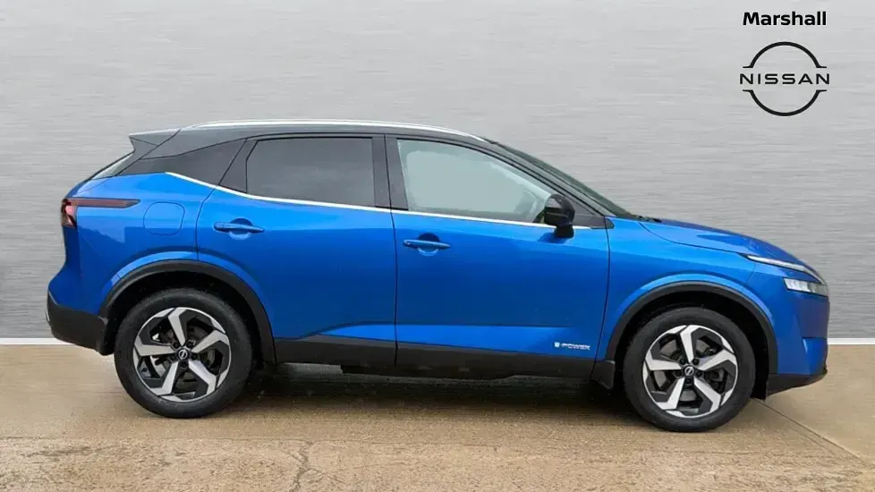 Used Nissan Qashqai N-Connecta 190 HP (139 kW) 2023 Blue SUV