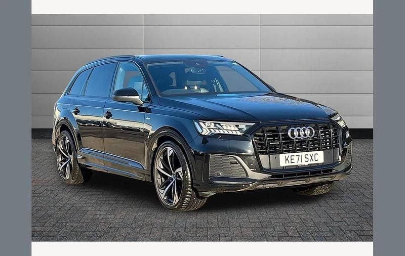 Used Audi Q7 Black Edition 286 HP (210 kW) 2021 Black SUV