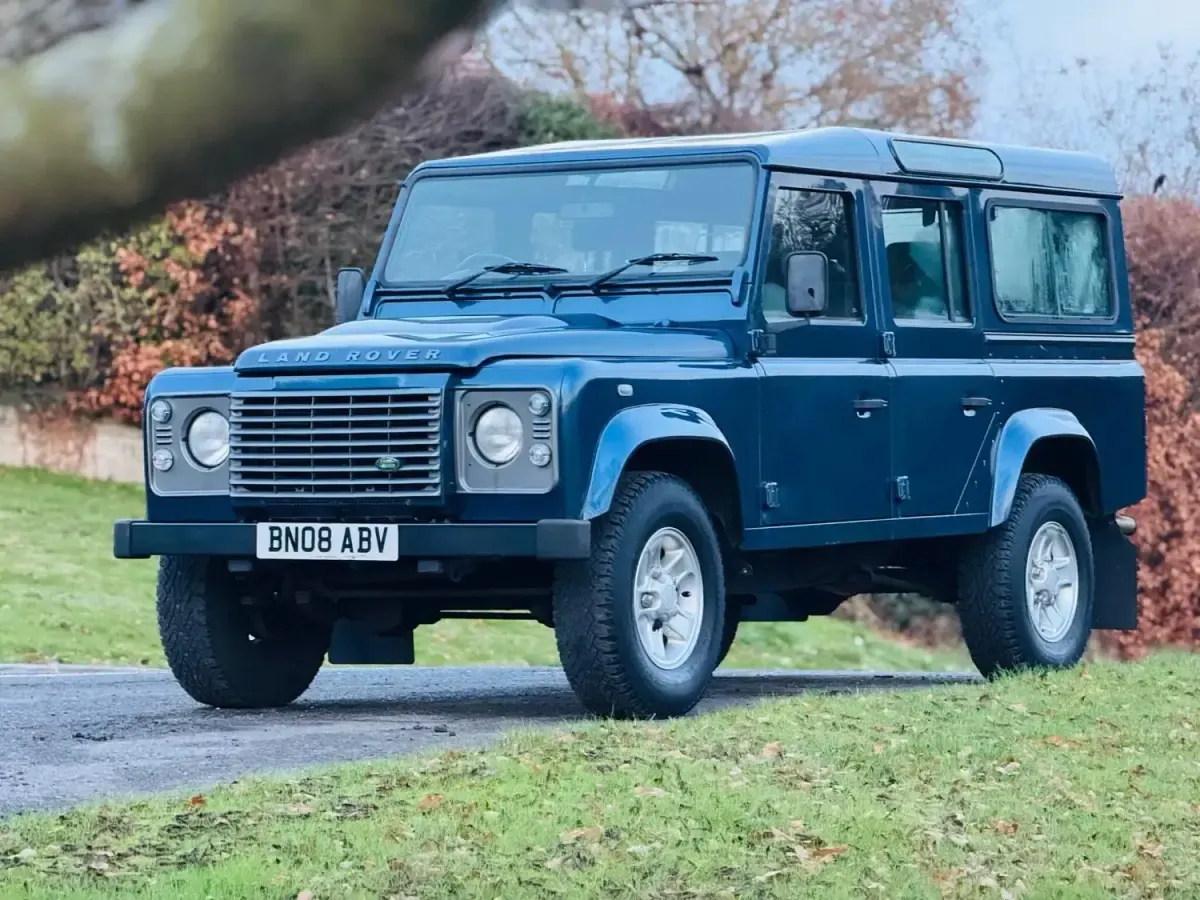 Usado Land Rover Defender 2008 Azul Carrinha