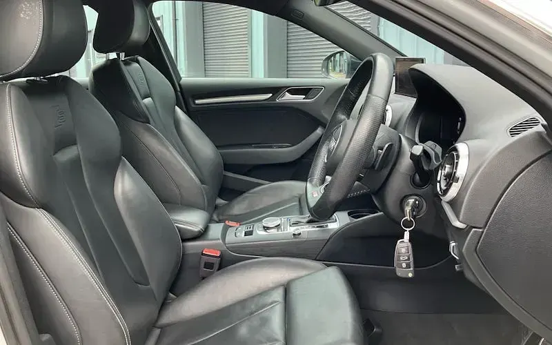 Used Audi S3 Sportback 300 HP (220 kW) 2019 White Hatchback